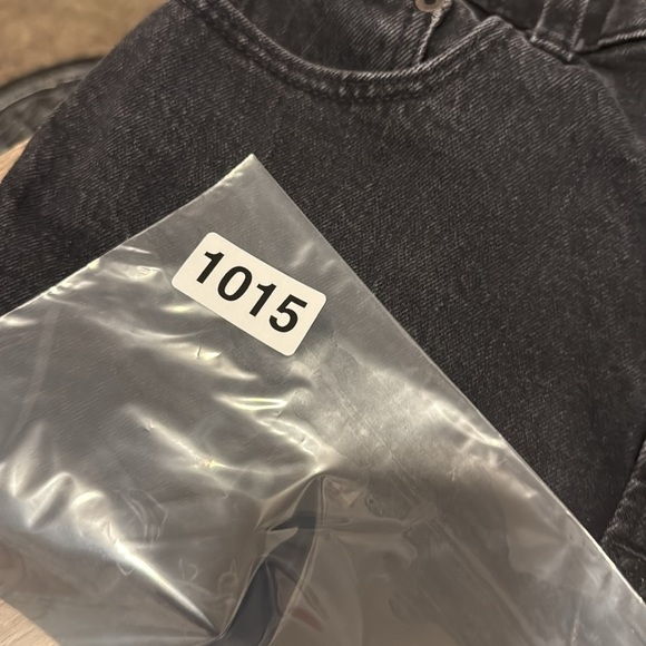 Abercrombie & Fitch Charcoal High-Rise Shorts the mom short high‎ rise 28 / 6 - Picture 10 of 10